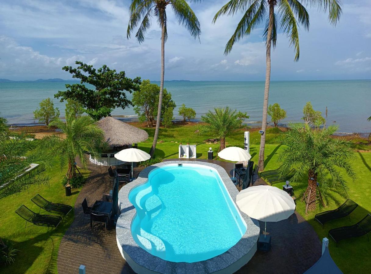 Beachfront Pool Villa And Apartment Koh Chang Bagian luar foto