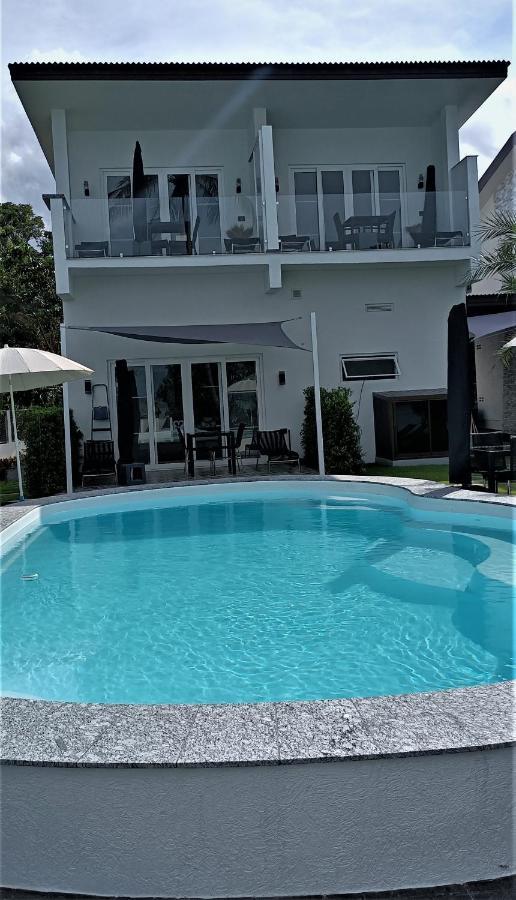 Beachfront Pool Villa And Apartment Koh Chang Bagian luar foto