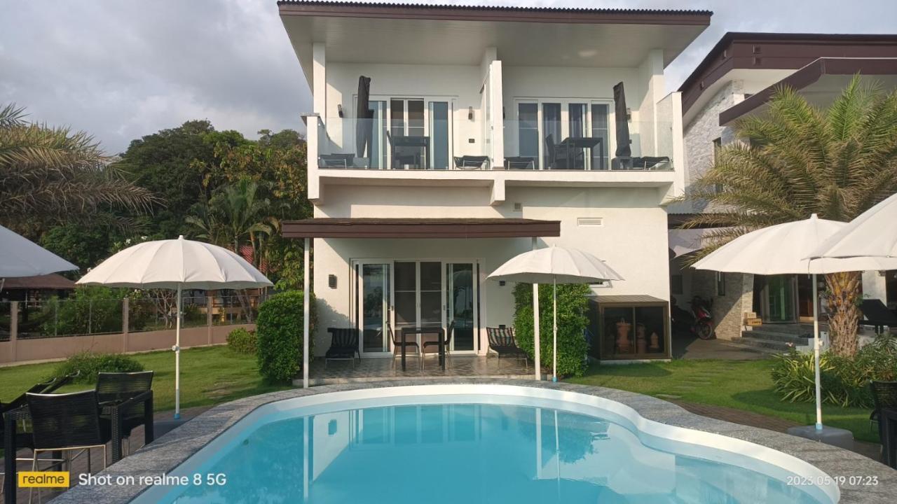 Beachfront Pool Villa And Apartment Koh Chang Bagian luar foto